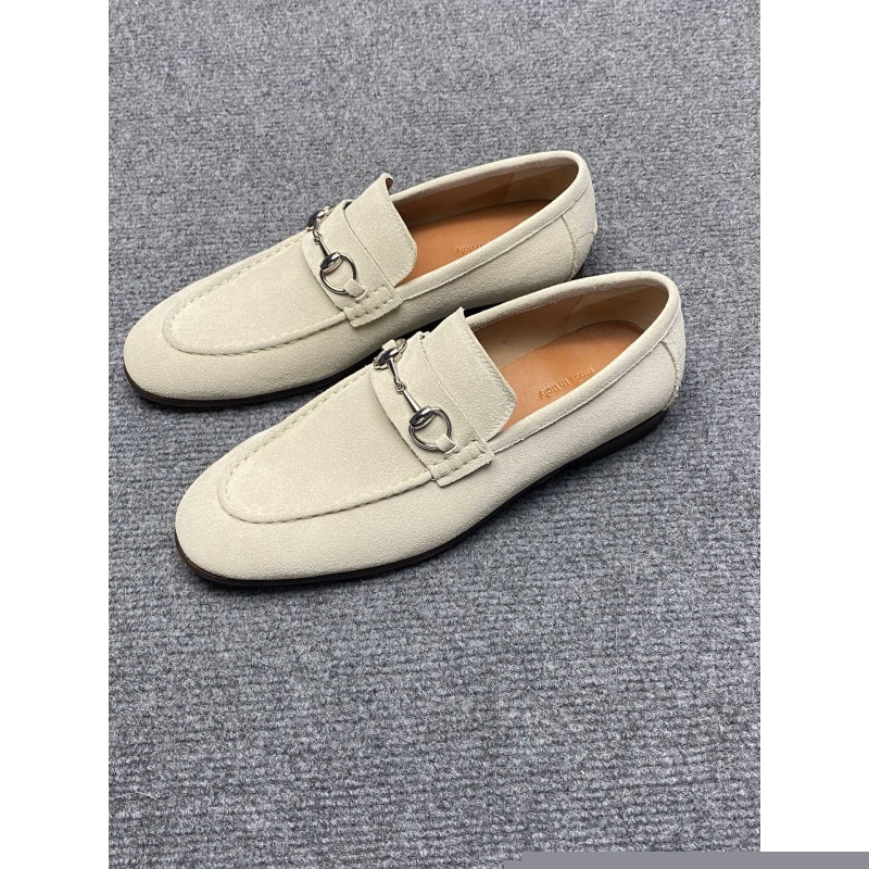 G*u*i leather shoes
